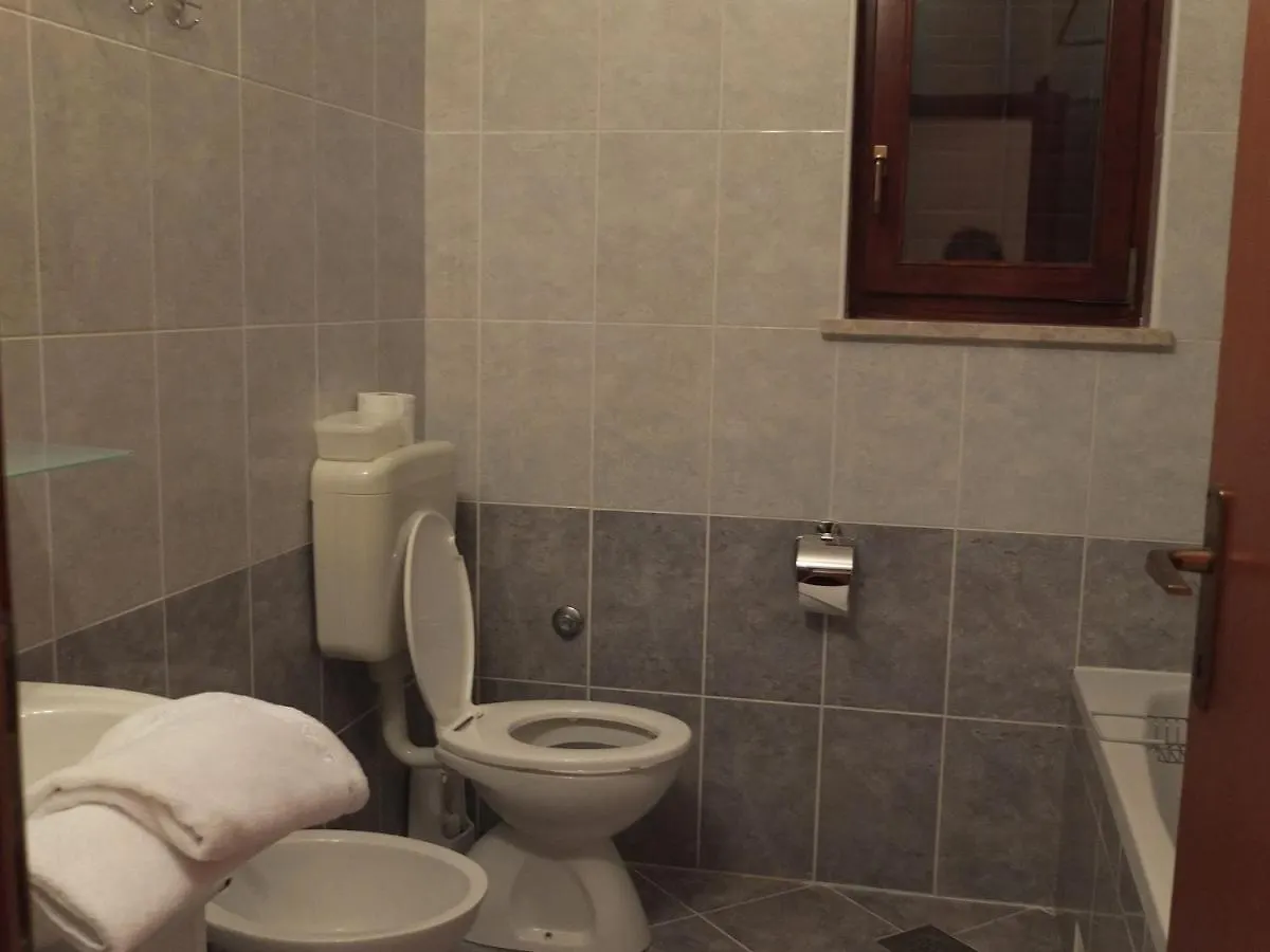 Attractive Holiday Home In Vabriga Tar-Vabriga